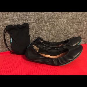 Black Matt leather Tieks flats size 7